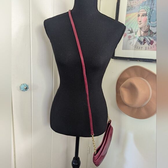 Hobo International Leather Belle Ruched Berry Crossbody Bag EUC - Picture 10 of 10